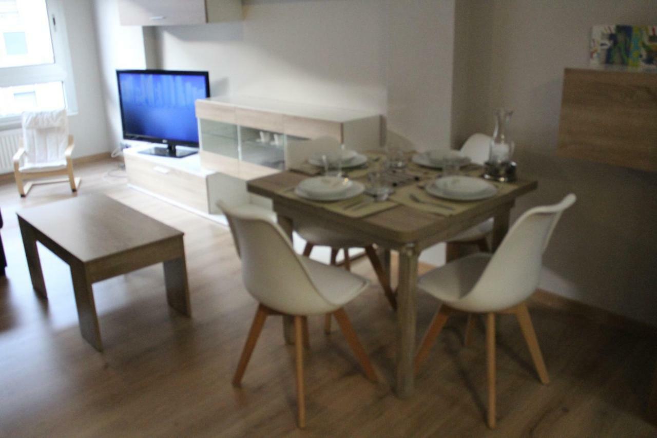 Rosalía De Castro, 41 - Centro - Vut-co-01904 Apartamento